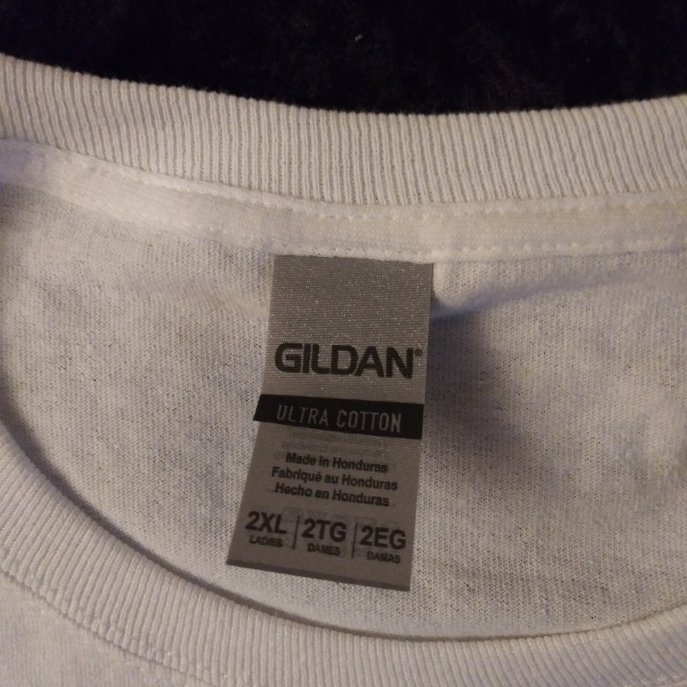 T-Shirt - Picture 3 of 4